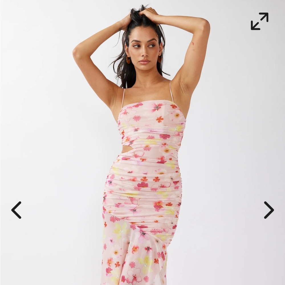 Selfie Leslie Strapless Floral Pink Dress